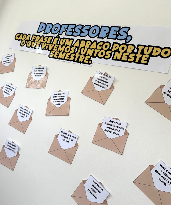 Mural cada frase é um abraço