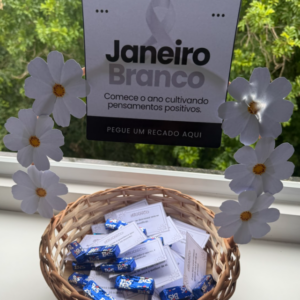 Cesta Janeiro branco